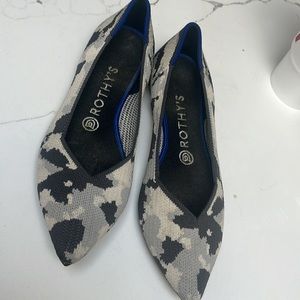 [ROTHY’S]      Ash Gray Camo” Point Flats - Size 8.5